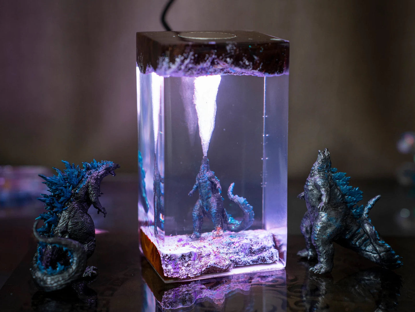 Godzilla King Of The Monsters Epoxy Resin Lamp - ArtFIGU