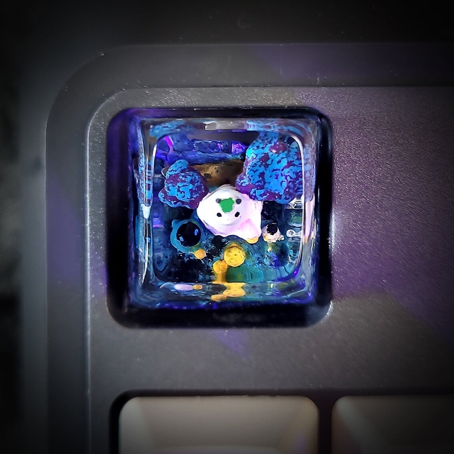 Totoro Halloween Artisan Keycaps Epoxy Resin - ArtFIGU