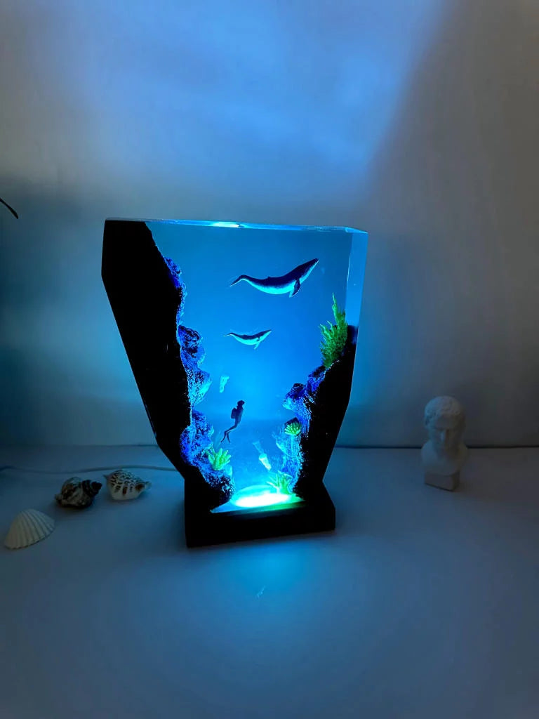 Mom Dad Baby Humpback Whale Epoxy Resin Lamp, Night Light - ArtFIGU