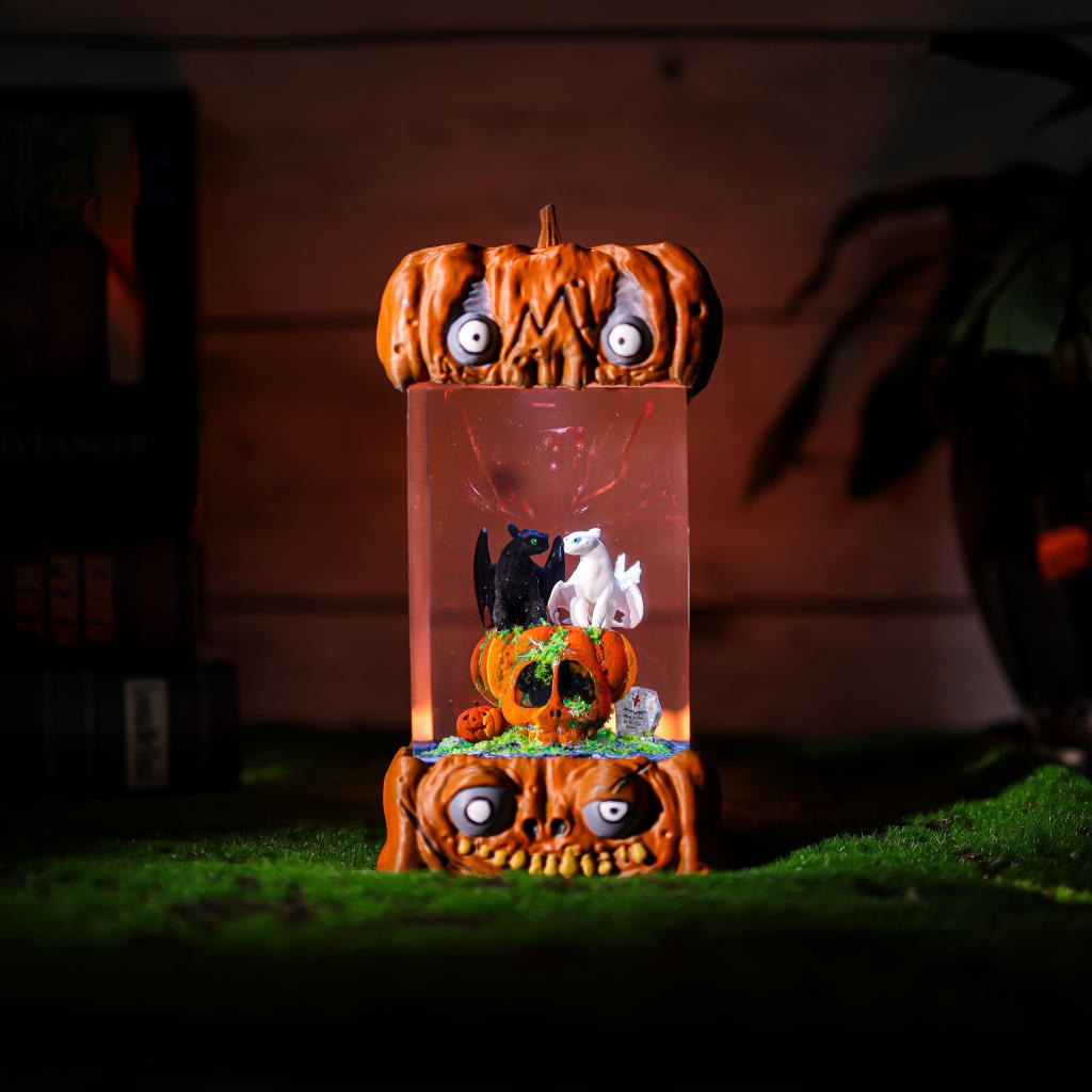 Toothless and Light Fury Halloween Lamp