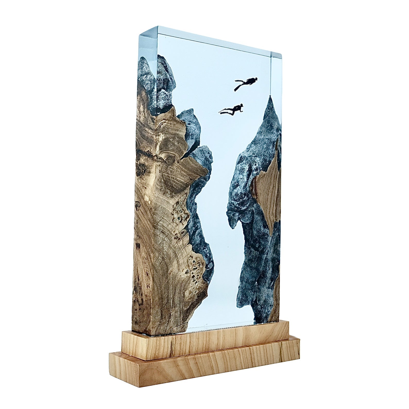 Divers Explore Undersea - High Quality Epoxy Resin Lamp - ArtFIGU