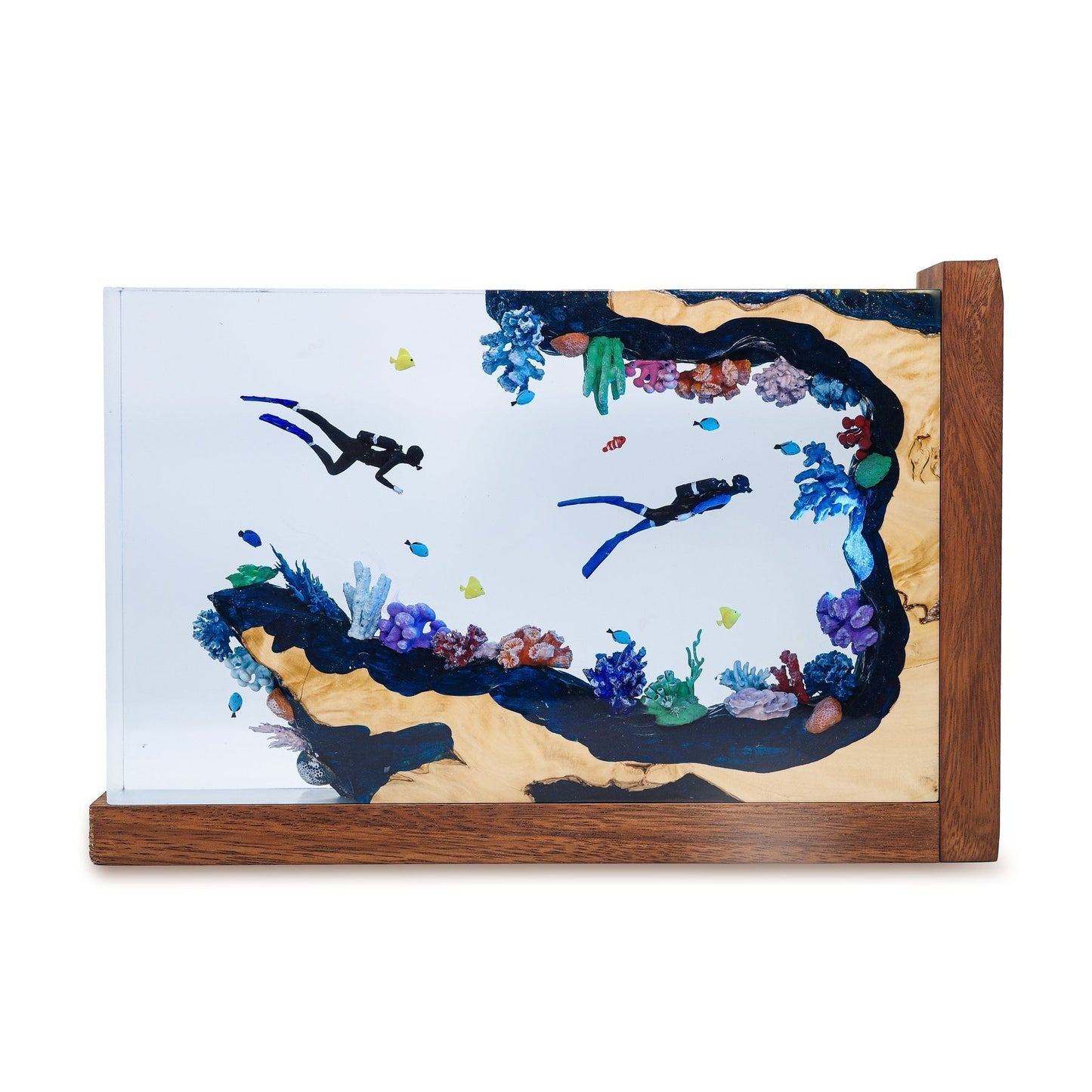 Divers Explore Coral Cave Undersea - High Quality Epoxy Resin Lamp - ArtFIGU
