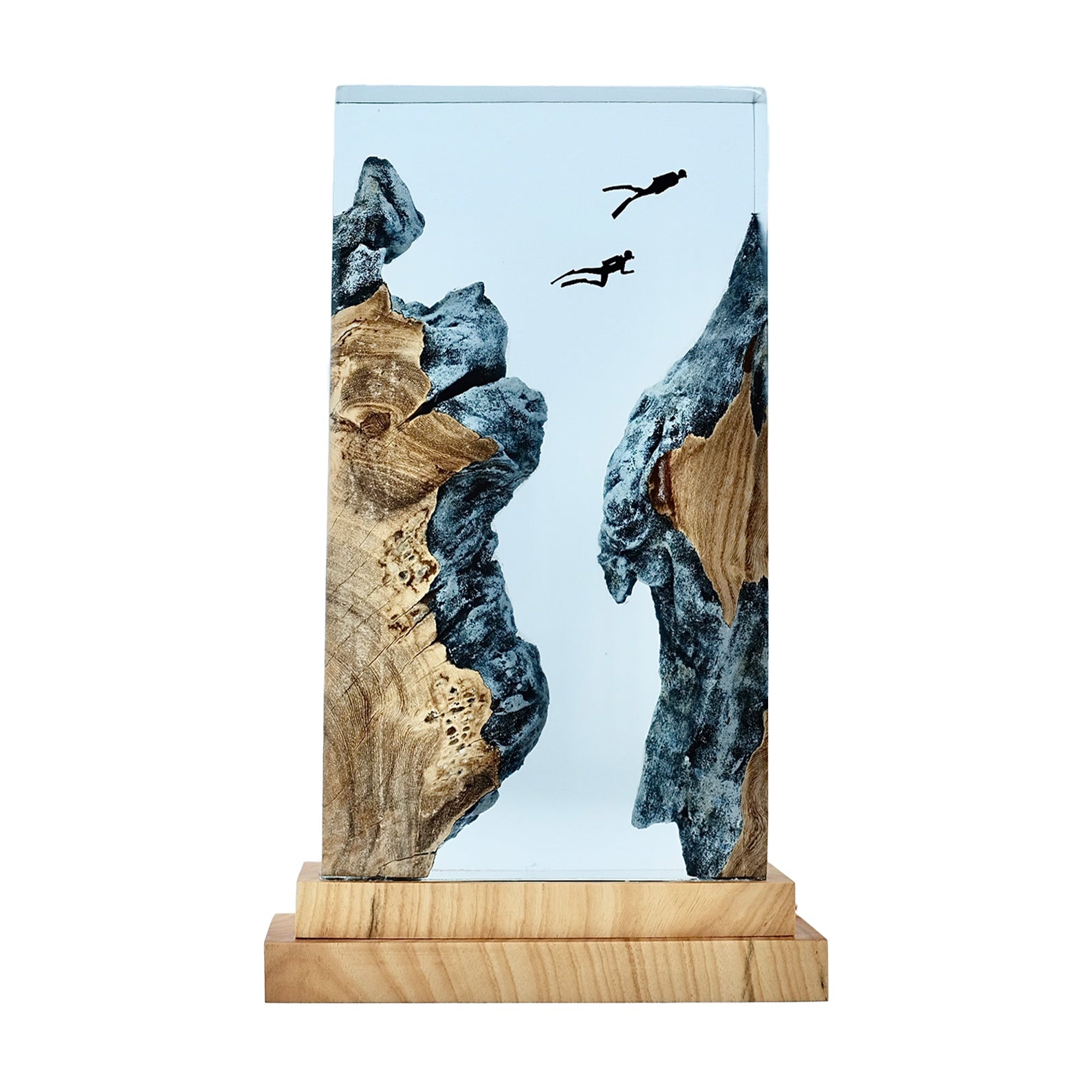 Divers Explore Undersea - High Quality Epoxy Resin Lamp - ArtFIGU