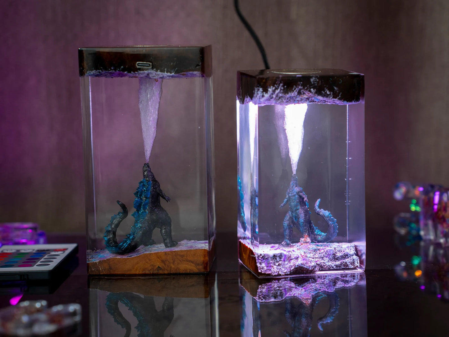 Godzilla King Of The Monsters Epoxy Resin Lamp - ArtFIGU