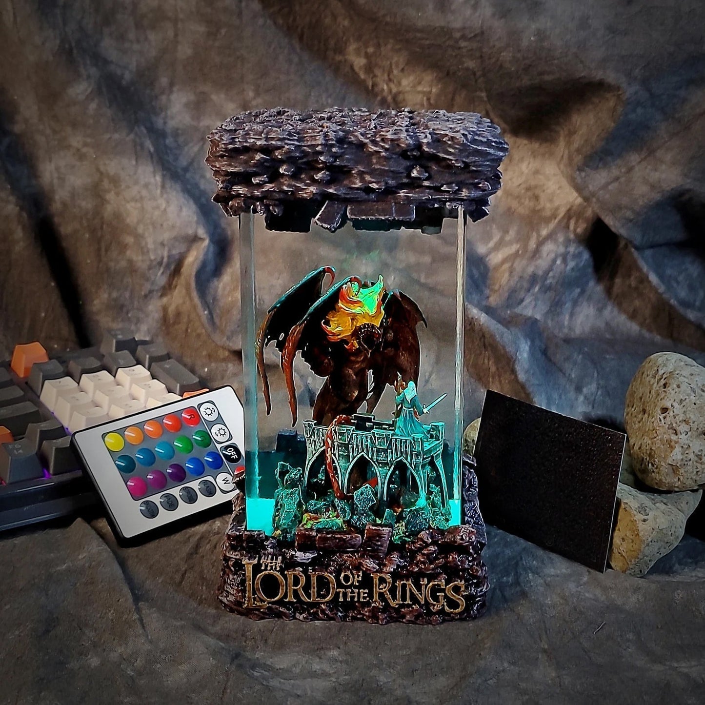 LOTR Lord Of Rings Balrog vs Gandalf Diorama Epoxy Resin Lamp - ArtFIGU