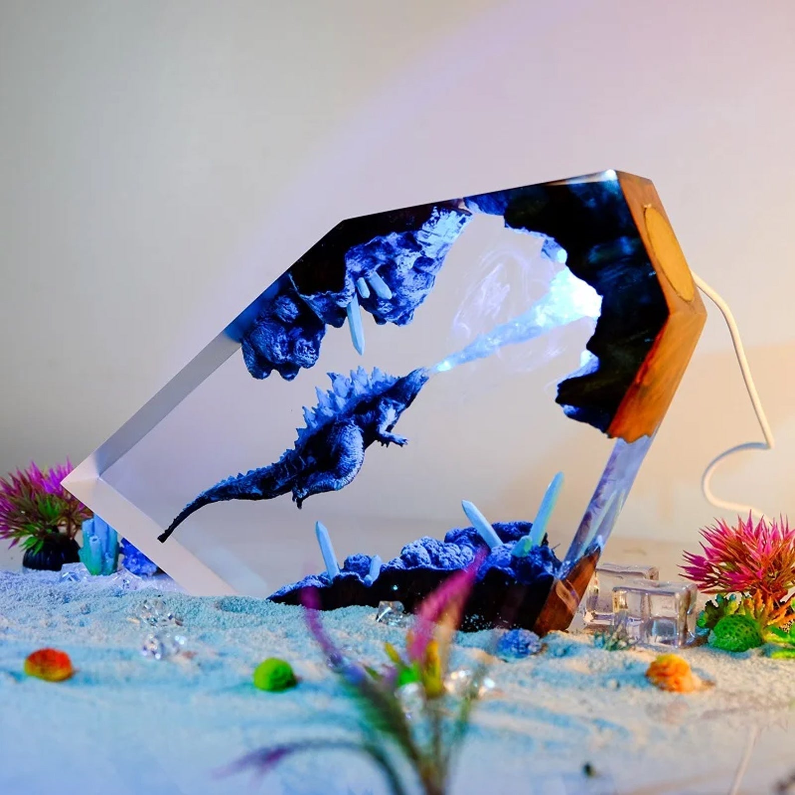 Godzilla King Of The Monsters Epoxy Resin Lamp - ArtFIGU