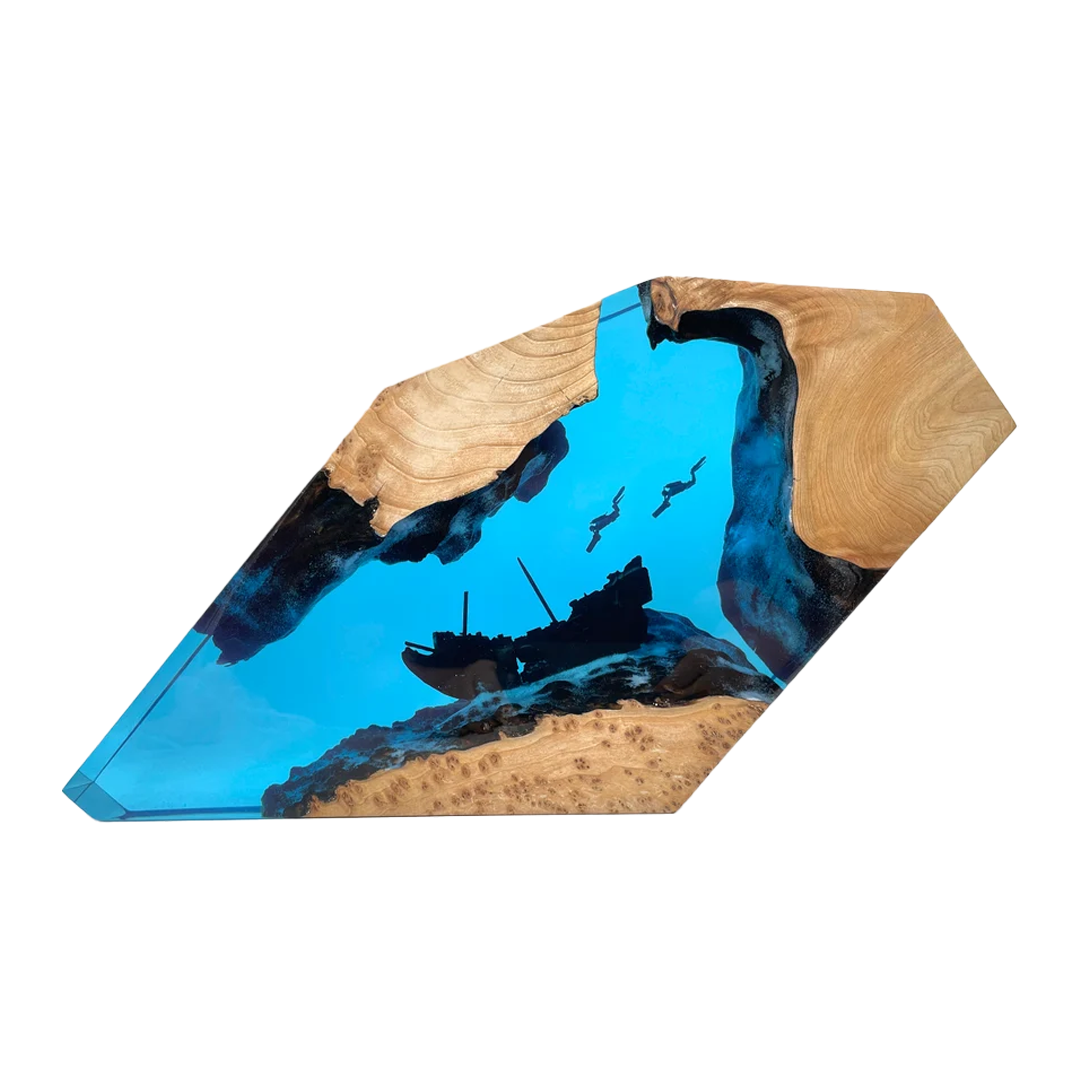 Great White Shark & Divers - High Quality Epoxy Resin Lamp - ArtFIGU