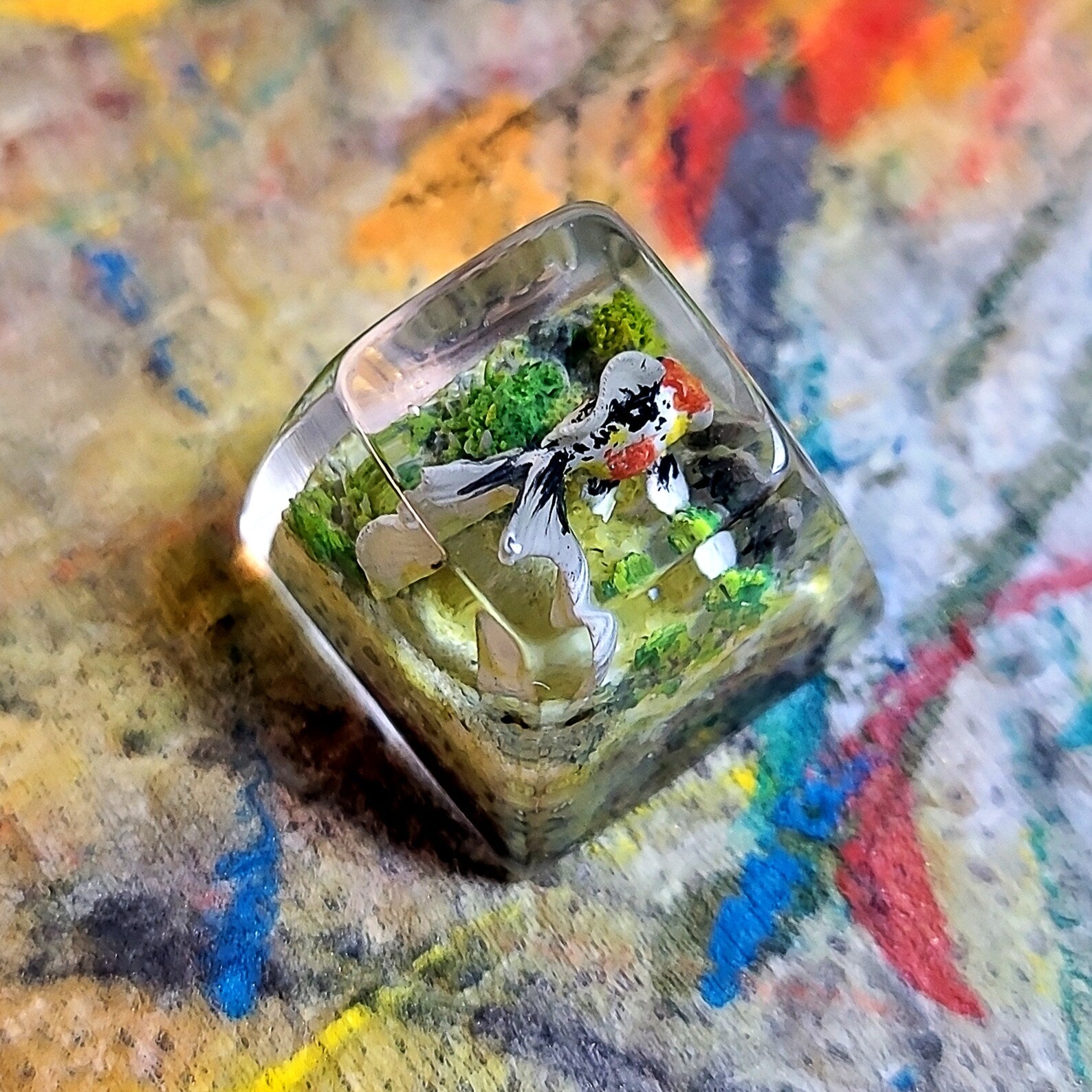 White Gold Fish Artisan Keycaps Epoxy Resin - ArtFIGU