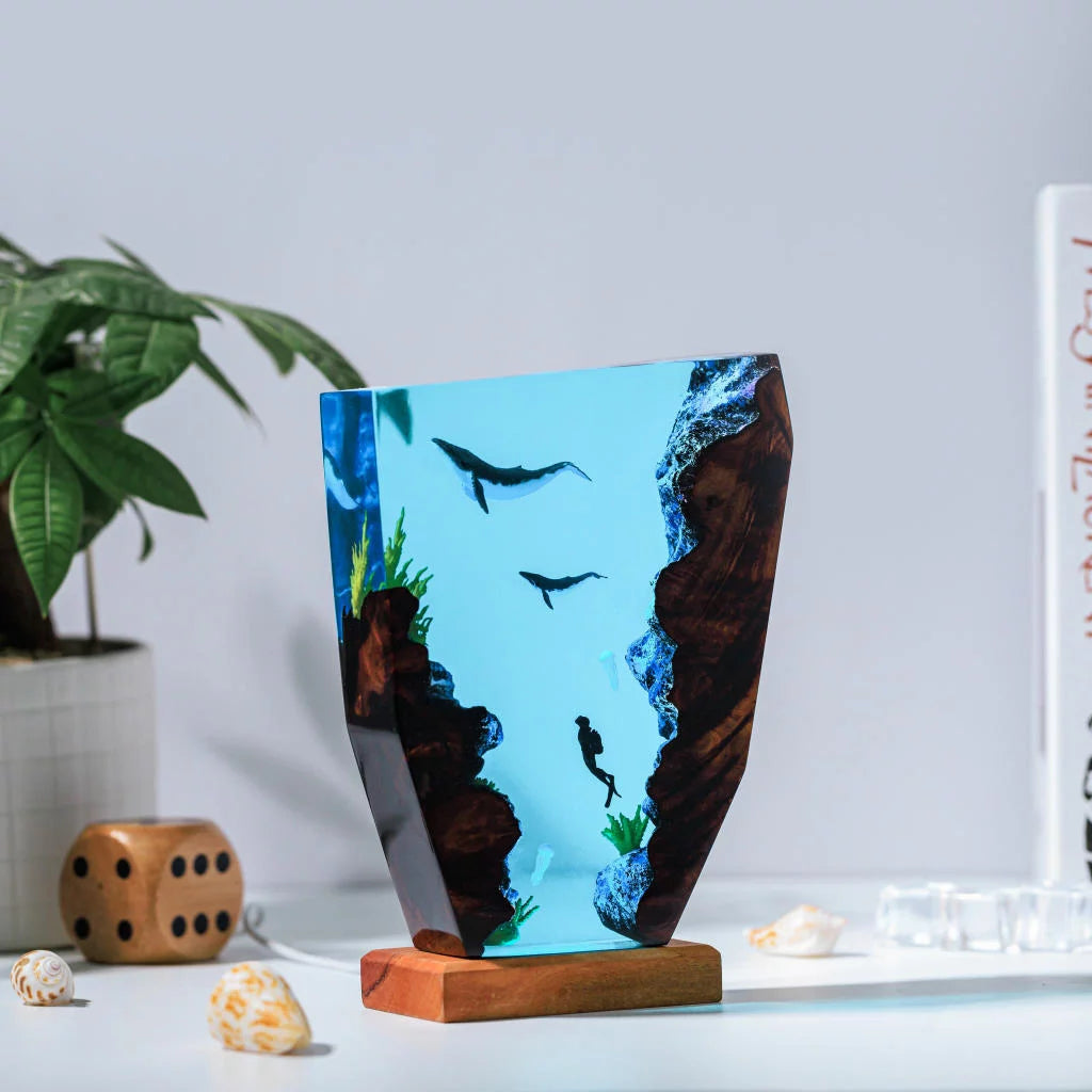 Mom Dad Baby Humpback Whale Epoxy Resin Lamp, Night Light - ArtFIGU