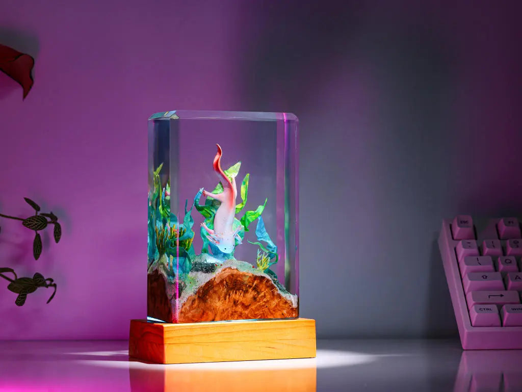 Axolotl Undersea Ocean Theme Diorama Epoxy Resin Lamp, Night Light - ArtFIGU