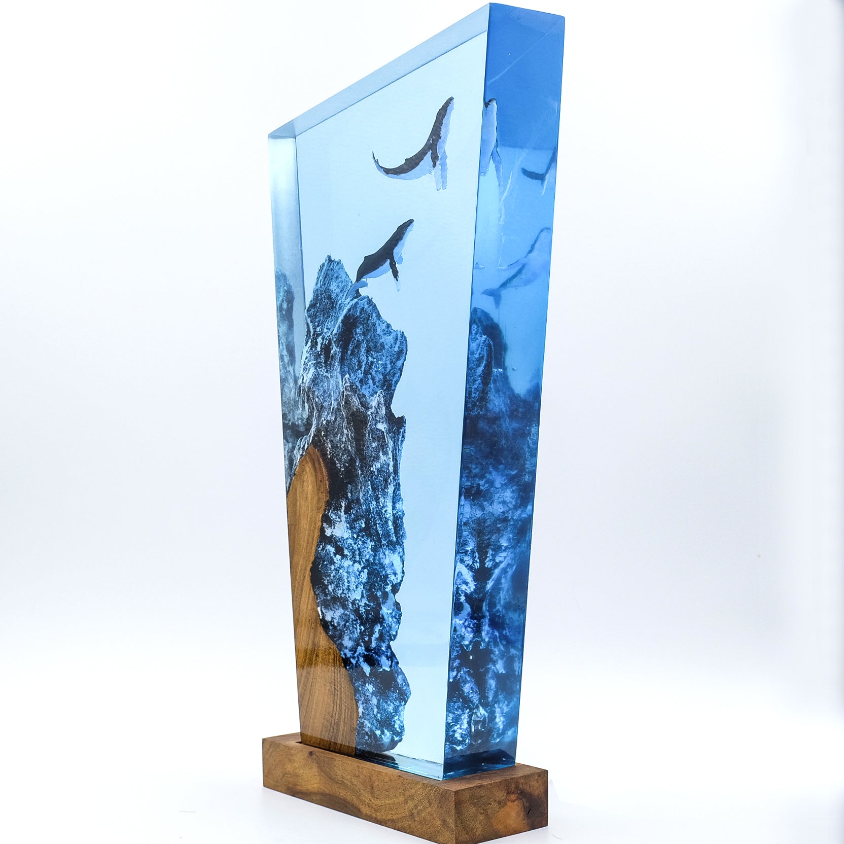 Humpback Whales - High Quality Epoxy Resin Lamp - ArtFIGU
