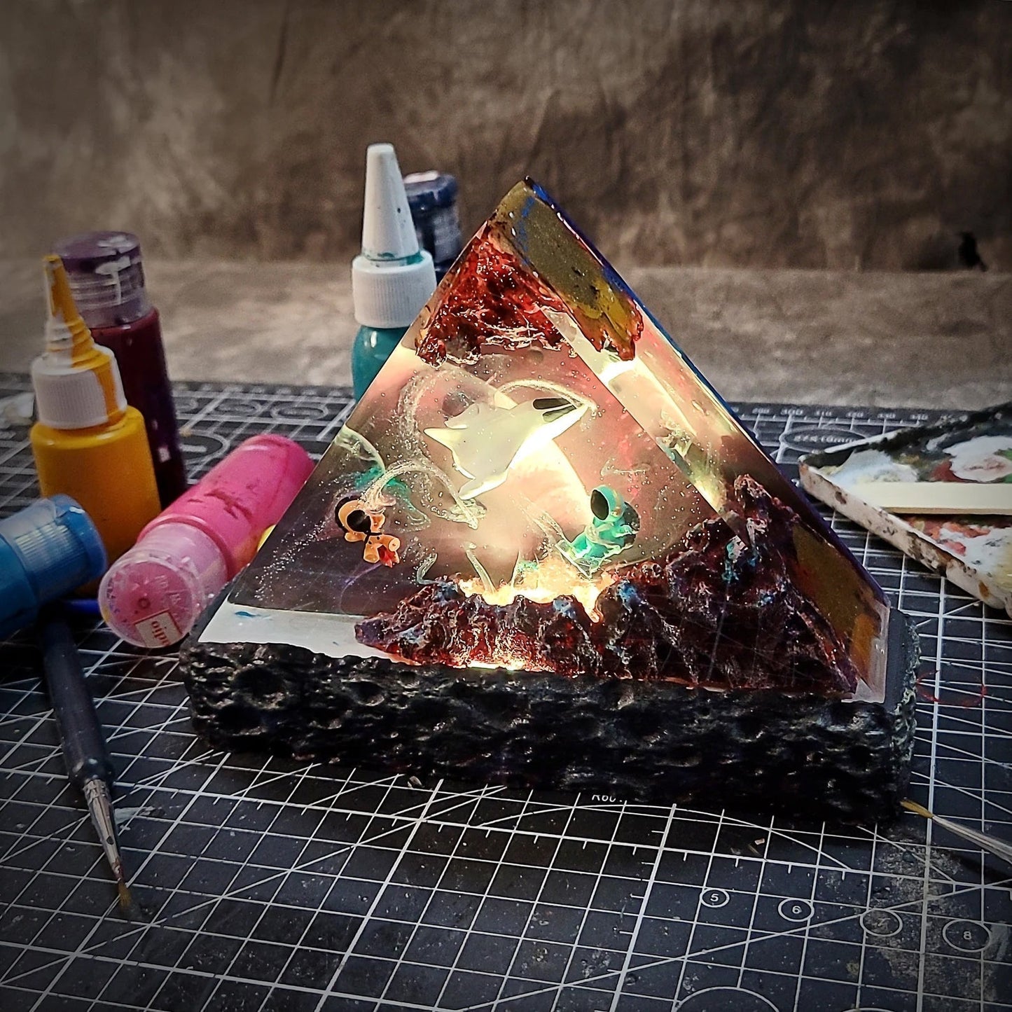 Astronauts Spaceship Kid Galaxy Epoxy Resin Lamp - ArtFIGU