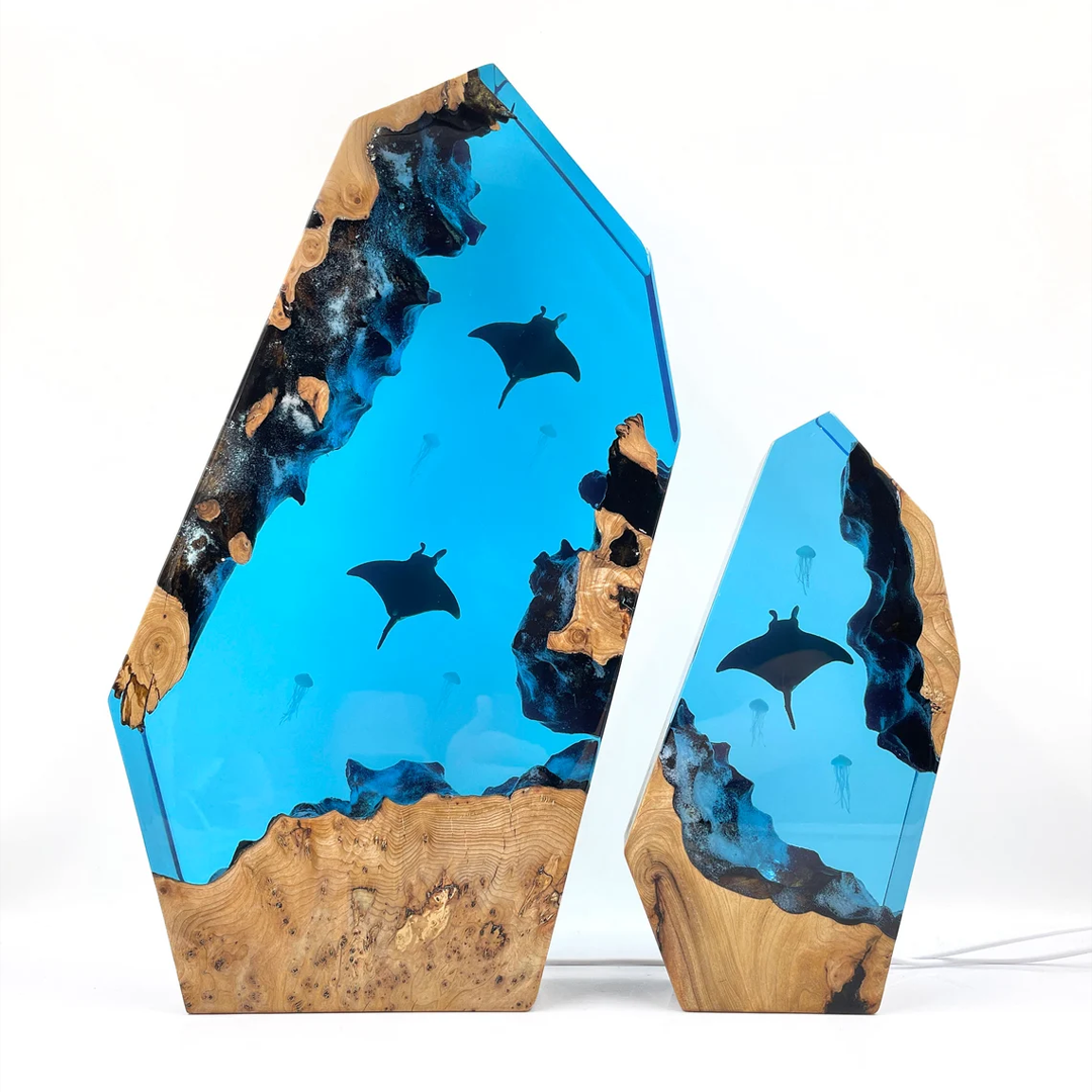 Manta Rays & Jellyfish - High Quality Epoxy Resin Lamp - ArtFIGU
