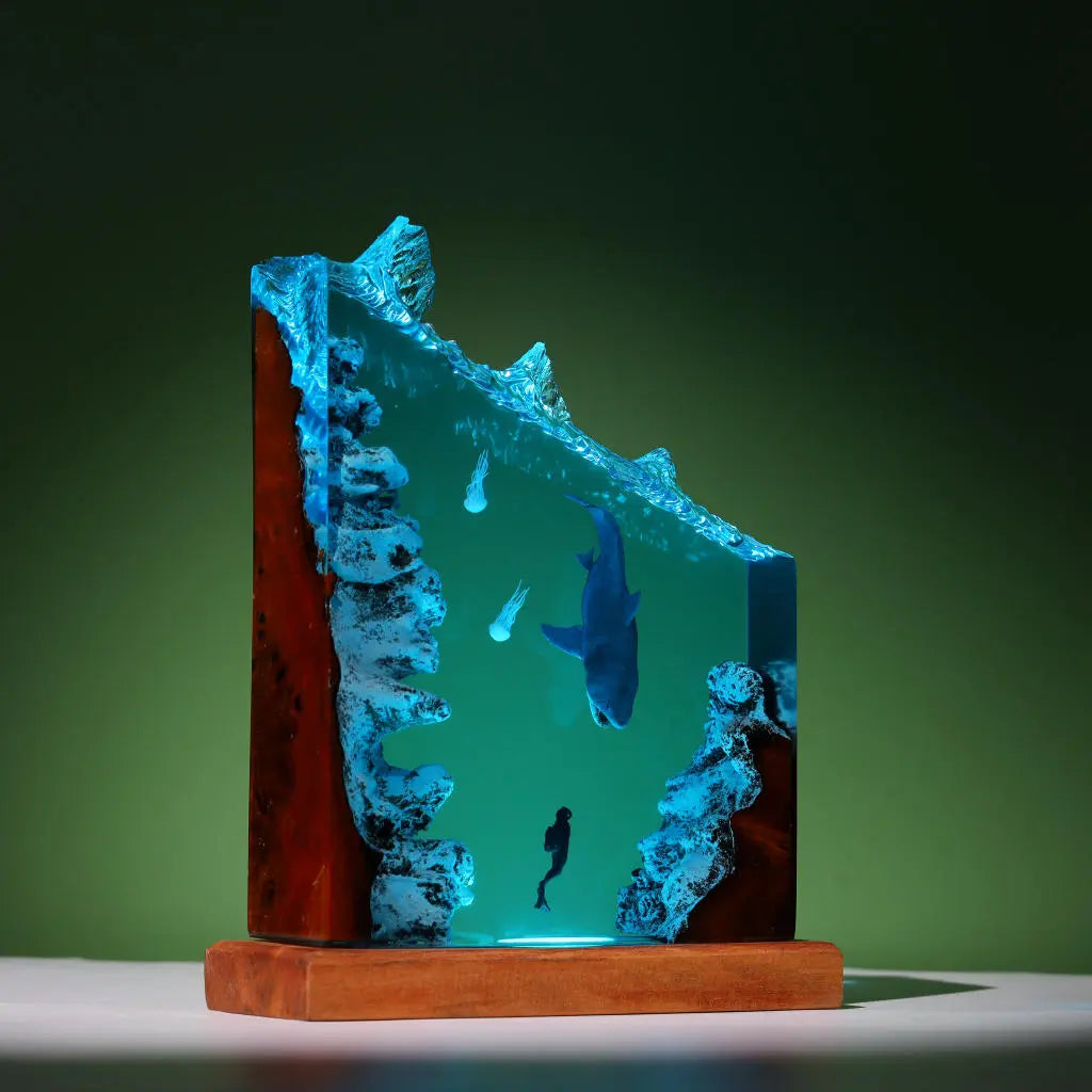 Megalodon Shark Jelly Divers Undersea Ocean Diorama Epoxy Resin Lamp, Night Light - ArtFIGU