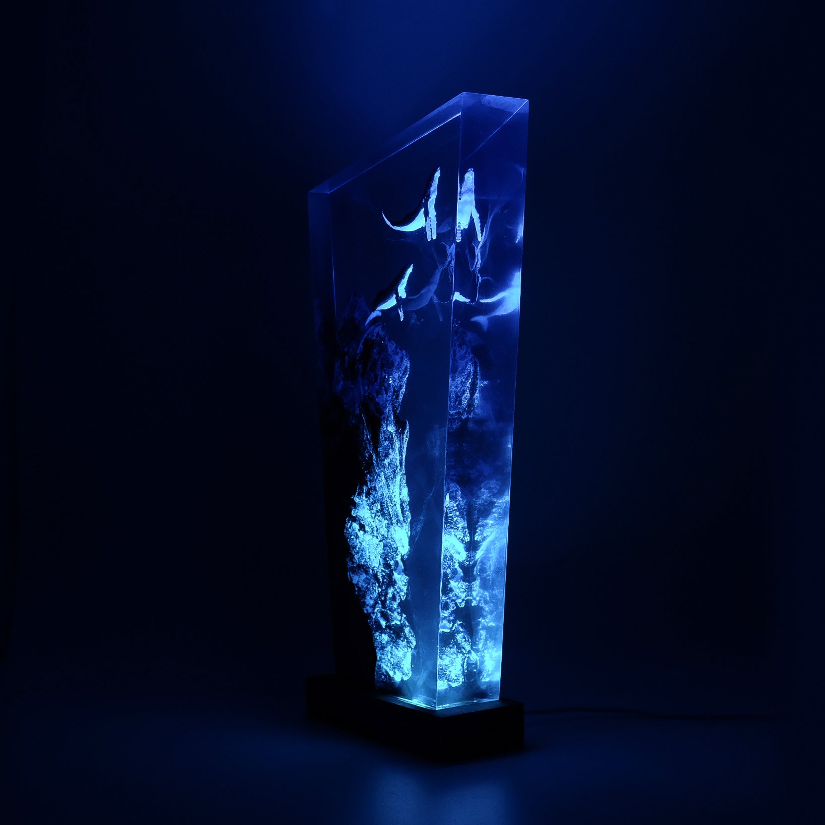 Humpback Whales - High Quality Epoxy Resin Lamp - ArtFIGU