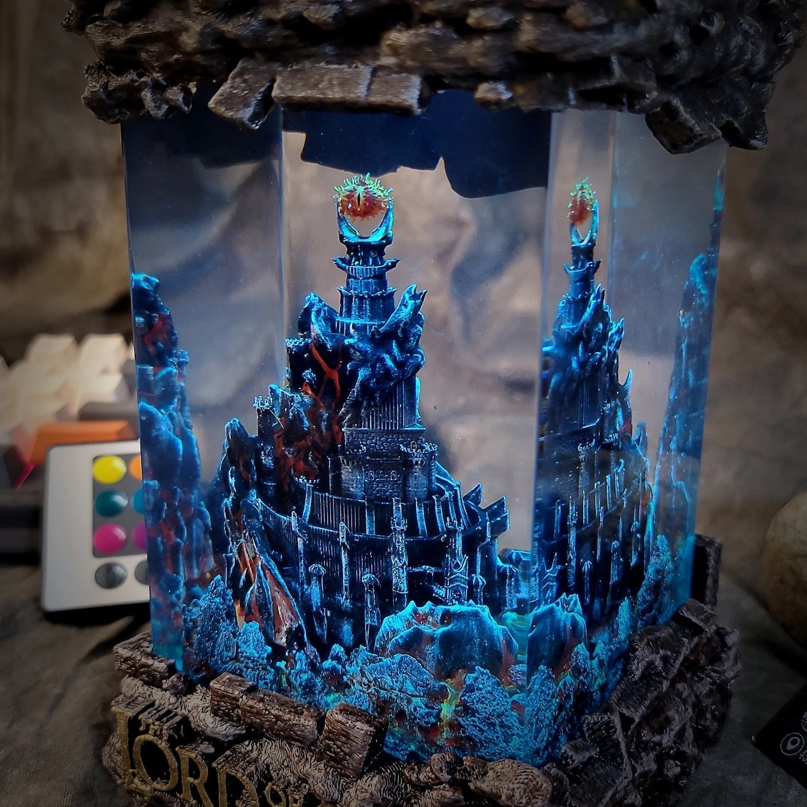 LOTR Lord Of Rings Barad-dûr Dark Tower The Eye Of Sauron Castle Diorama Epoxy Resin Lamp - ArtFIGU