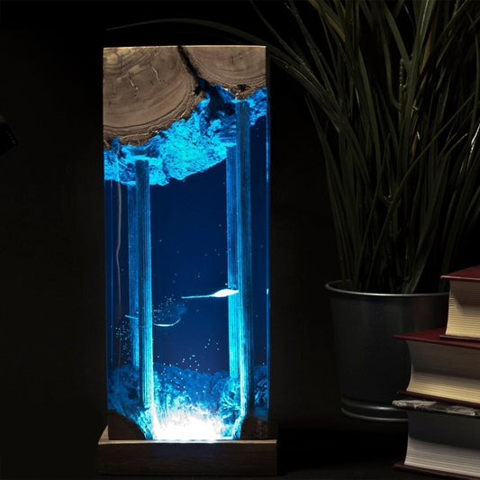 Whale Shark, Divers & Shipwreck - High Quality Epoxy Resin Lamp - ArtFIGU