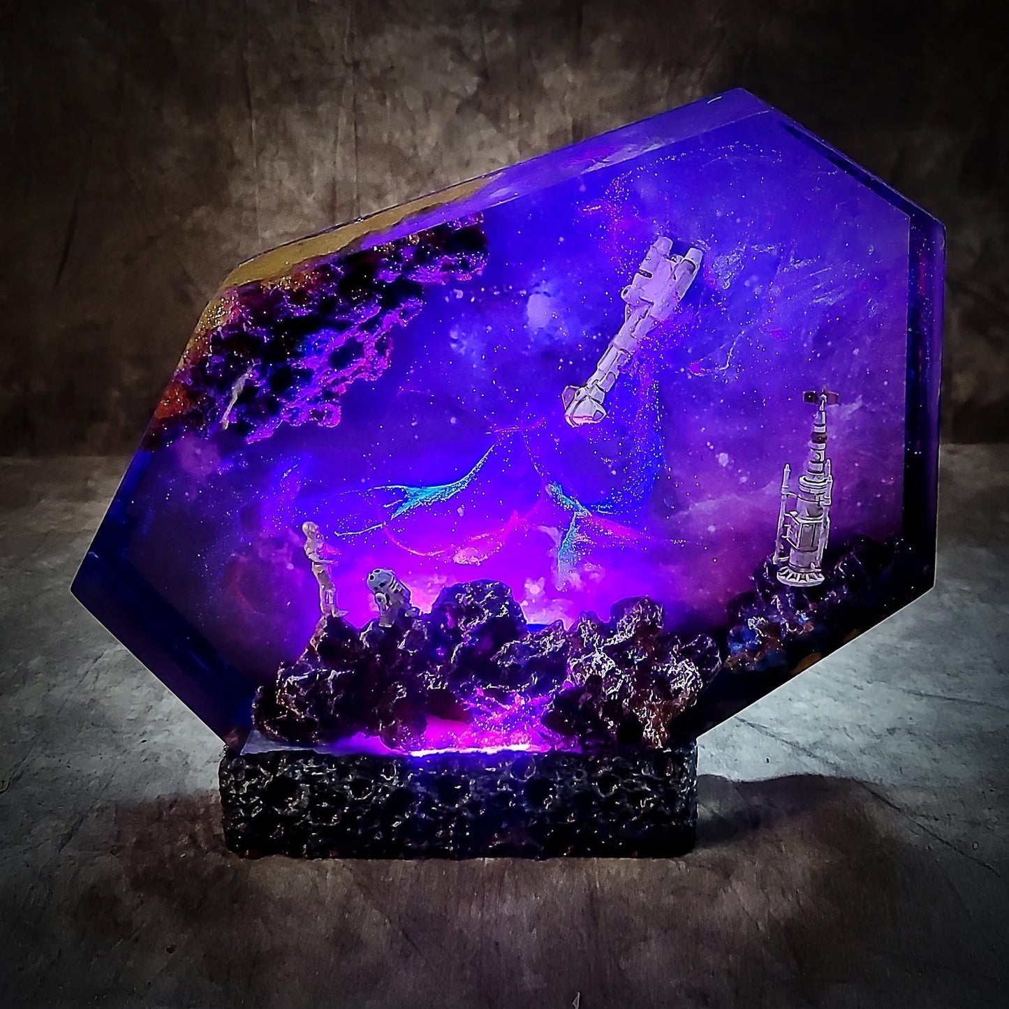 Star Wars Droid R5-D4 C-3PO Corvette Moisture Vaporators Galaxy Epoxy Resin Lamp - ArtFIGU