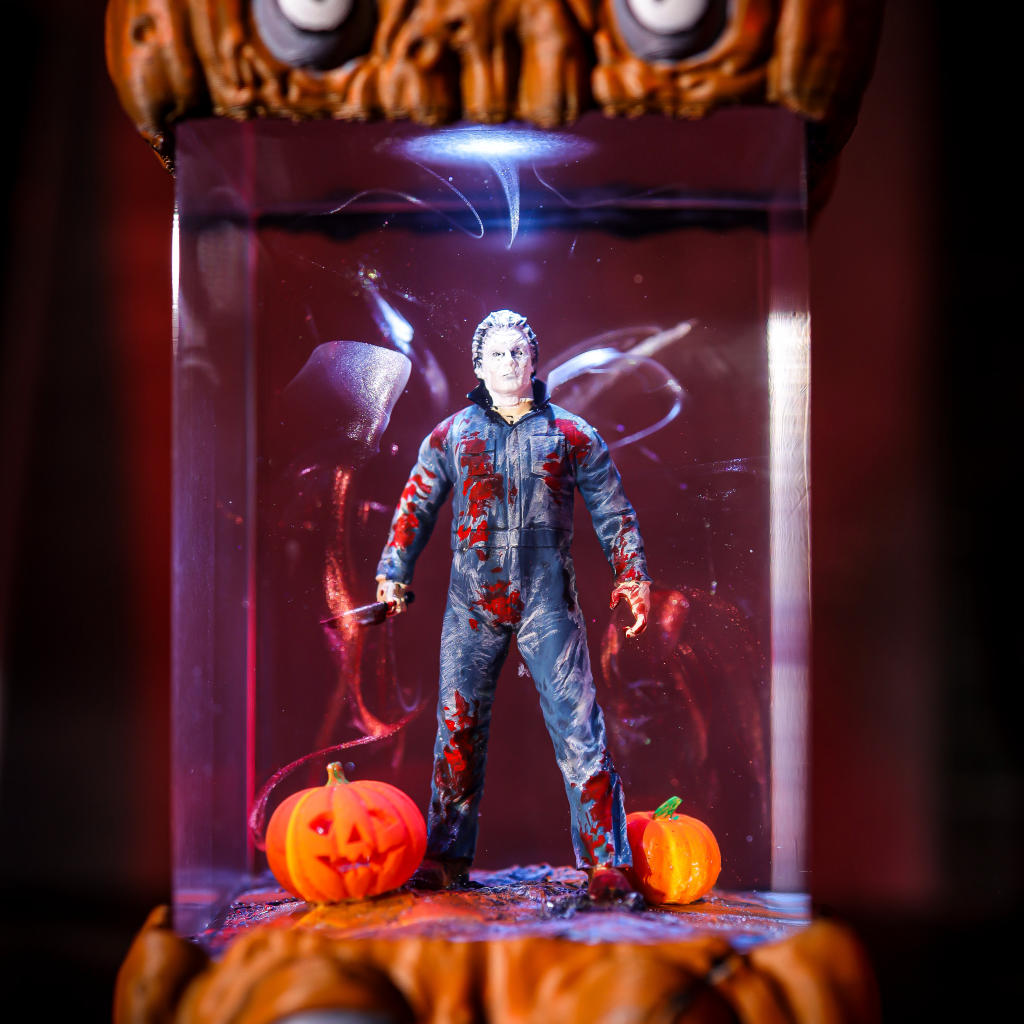 Jason Voorhees Friday the 13th Halloween Pumpkin Lamp